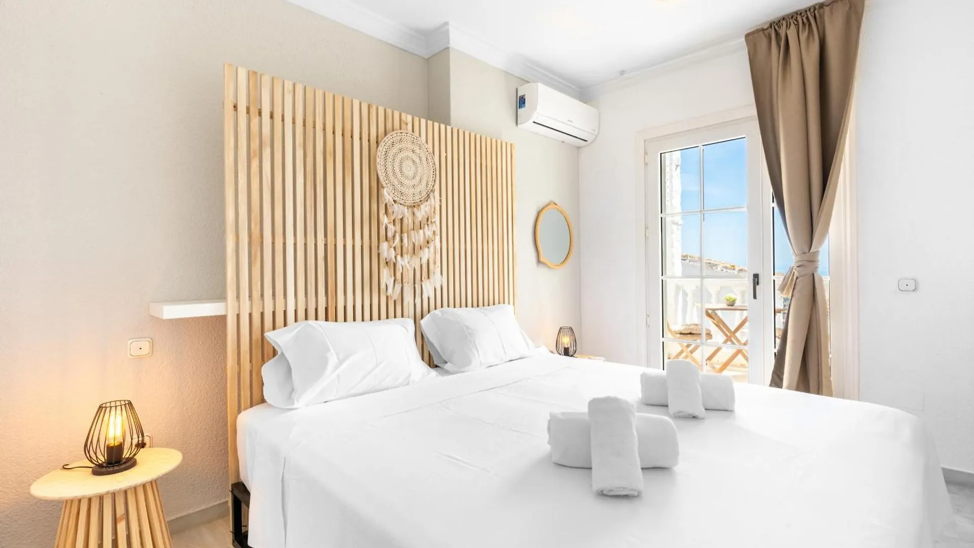Casa De La Buena Vida - 3 Bedroom Townhouse With Sea View 贝纳尔马德纳 0*,