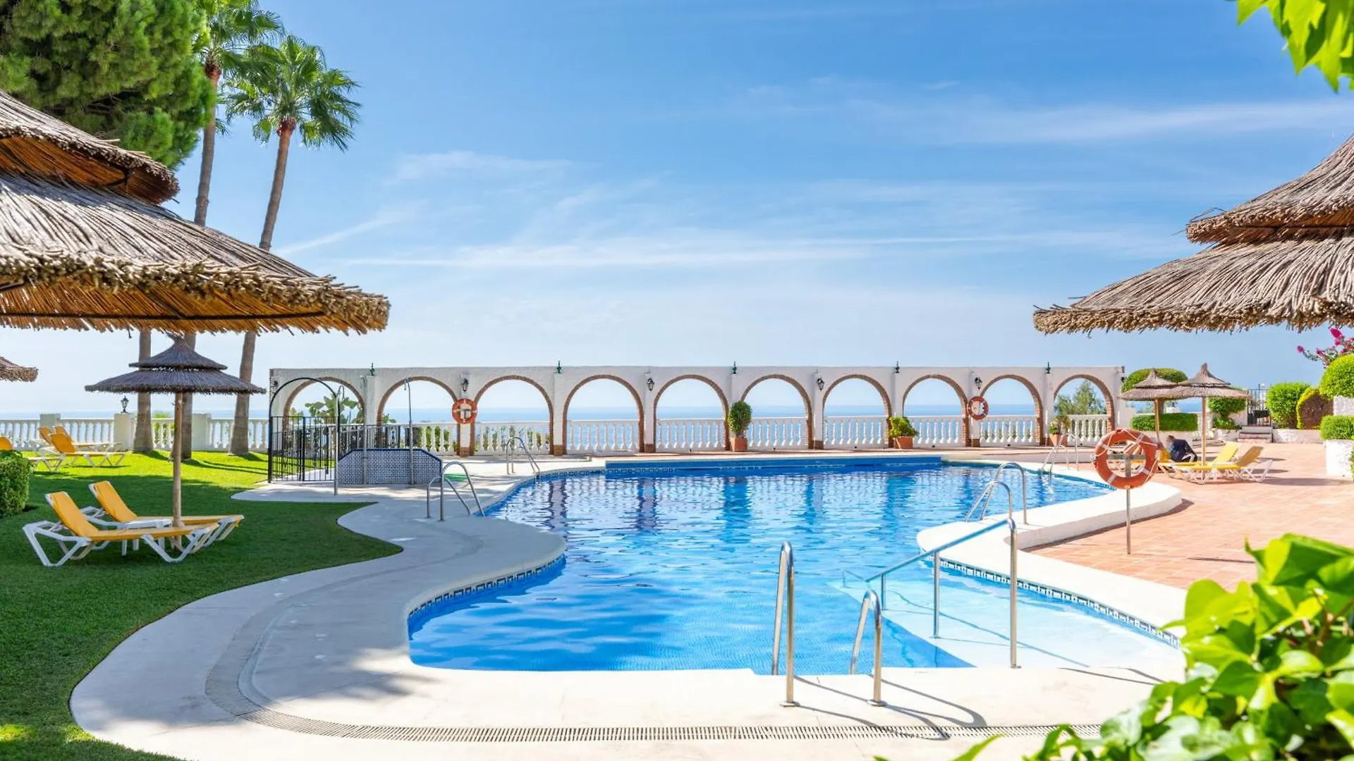 度假居 Casa De La Buena Vida - 3 Bedroom Townhouse With Sea View 贝纳尔马德纳